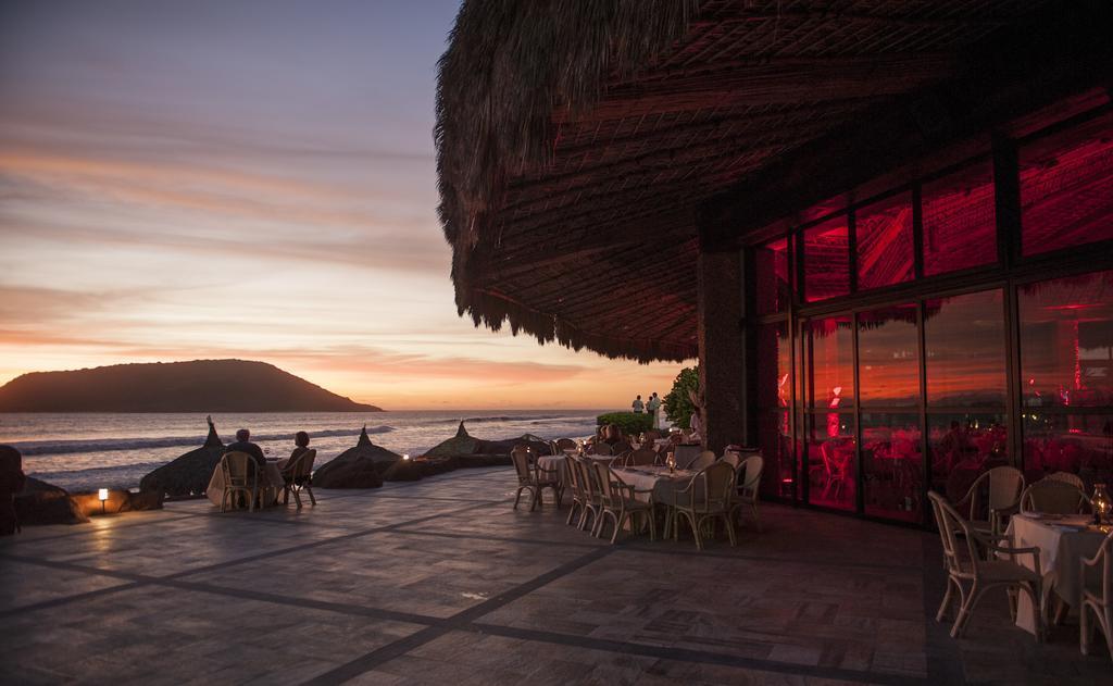 El Cid El Moro Beach (Adults Only) Mazatlan Bagian luar foto
